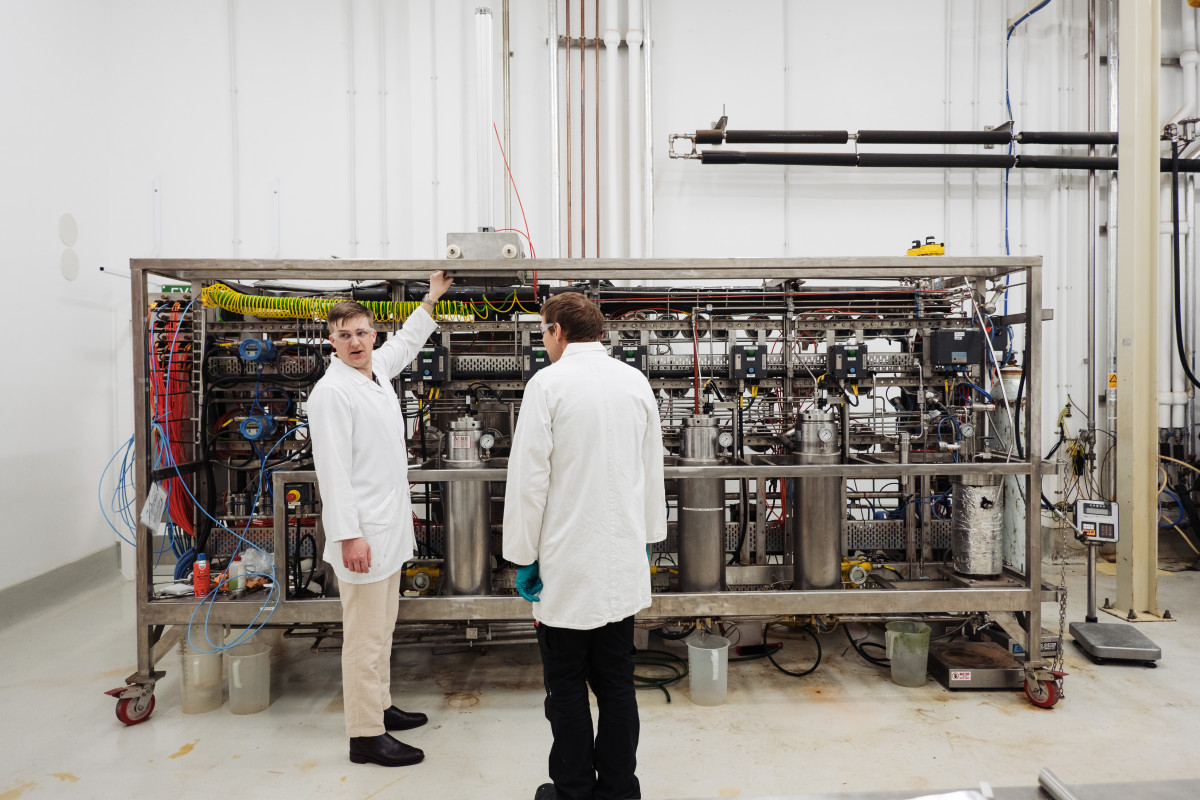 Solvent & Supercritical Extraction