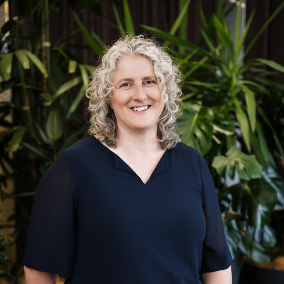 251127 Stephanie Harvey Square